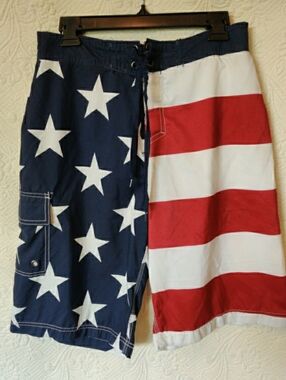 Bioworld Mens Patriotic U.S.A.  Flag Swim Trunks Red White & Blue Summer Shorts